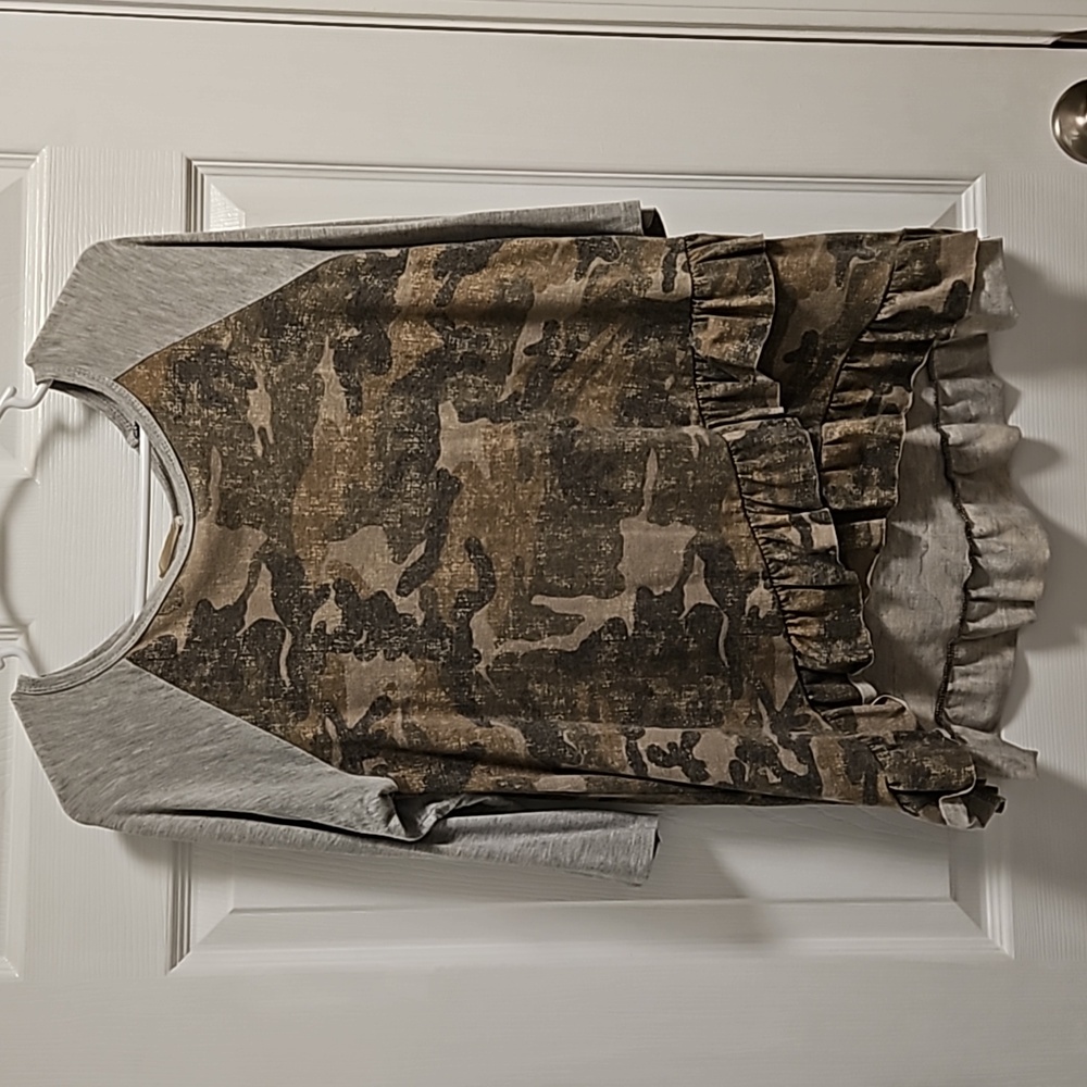 Camo 3/4 sleeve